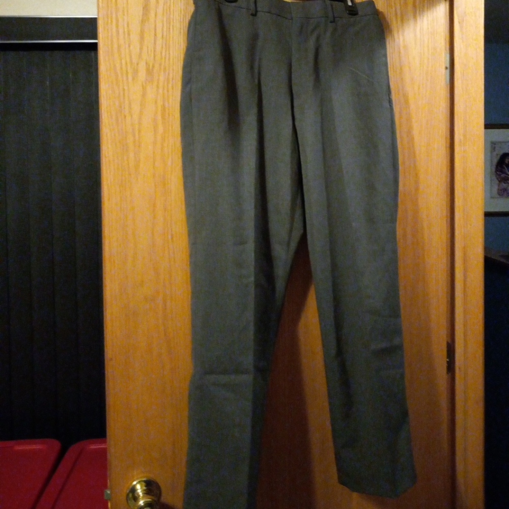 Louis Martin Dark Gray Pants  Trouser 34 Water Resistance Poly/Wool 157415